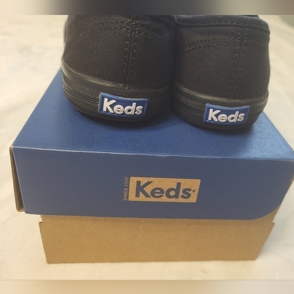 KEDS Champion Sneaker Shoe. Black. Size 5.5 Wide 5.5W - Picture 7 of 9